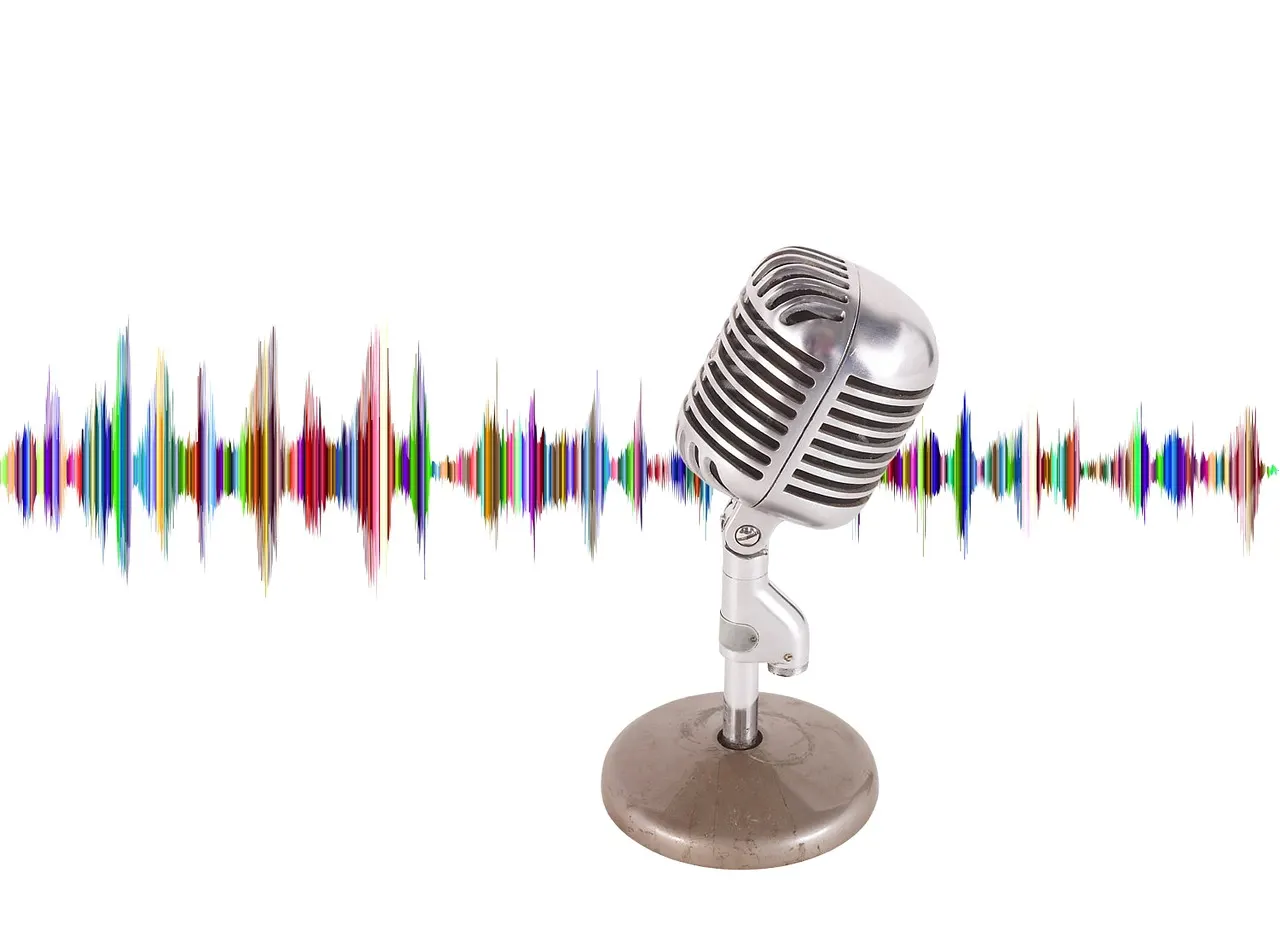 AI voice waveform compared to human voice waveform